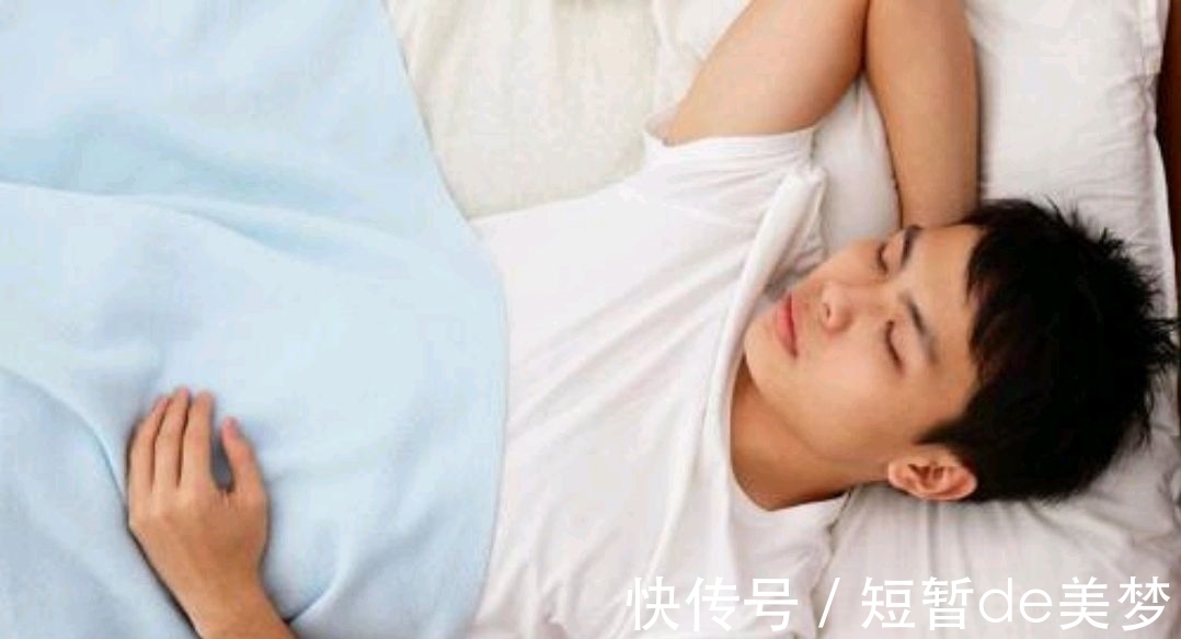 睡眠|失眠的人大多是阳不入阴,提醒:睡前做好5件事,入睡或许更轻松