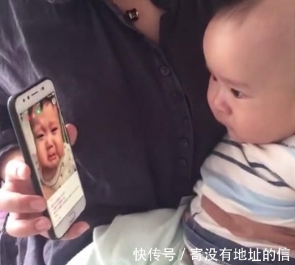 爸爸|爸爸给宝宝看了一个视频,宝宝的反应太过激动,妈妈看到后笑喷了