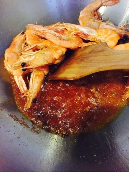 这样做虾才有味，一道糖醋大虾，表皮酥脆，肉鲜唯美，吃了就上瘾