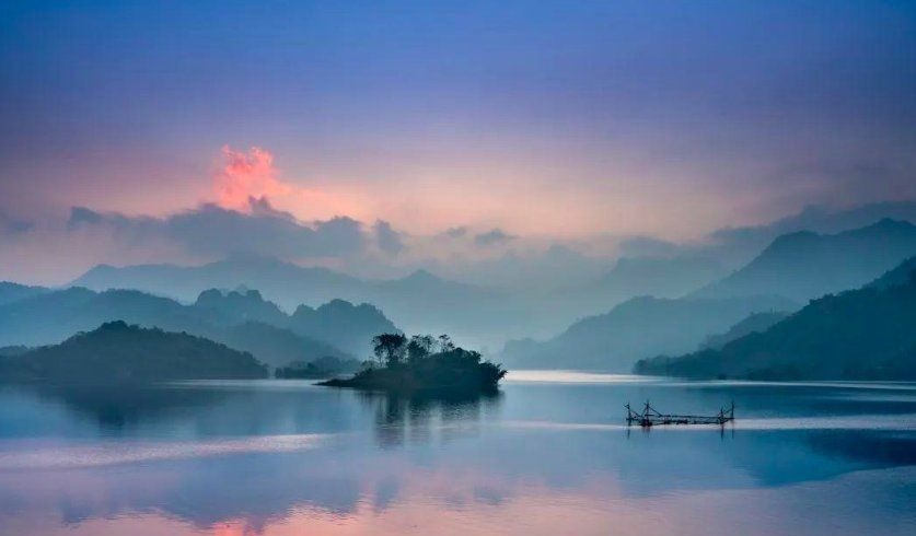 小池!杨万里很经典的一首诗,短短4句,写尽自然之美,经久不衰