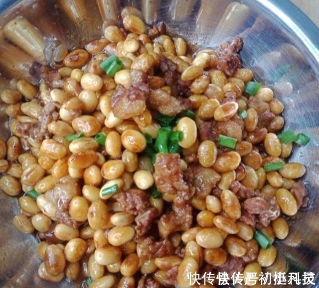 它是天然“黄体酮”,隔三差五吃,淡化皱纹,美白防色斑