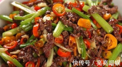 饭菜|香浓可口的几道下饭菜，好吃易做上桌快，蒸好的排骨滤掉汤汁