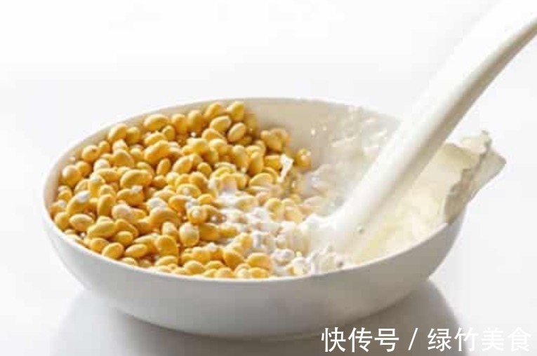 肠胃|宝宝3岁前不适宜吃4种食物,表面营养丰富,其实很伤肠胃