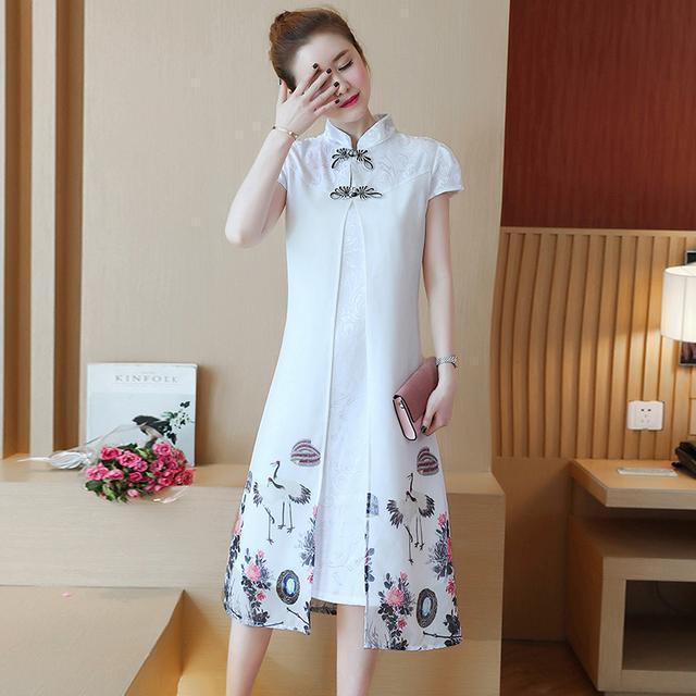 背带裙 穿上旗袍裙的她,才是最美的中国女人,优雅韵味尽在举手投足间