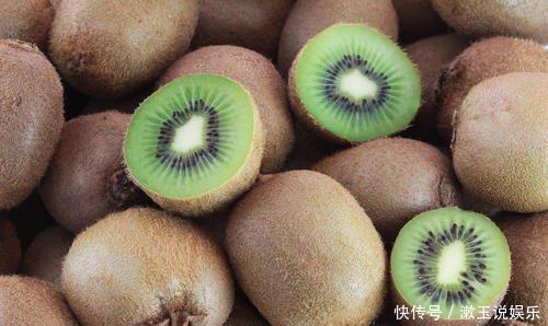 技巧|买猕猴桃不要再只会挑硬的了,教你小技巧,买的猕猴桃更新鲜