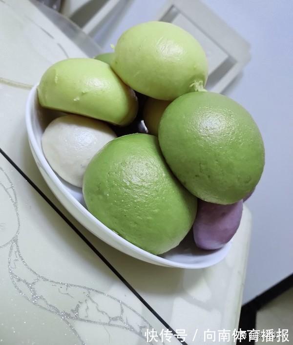 发面|天冷蒸馒头，发面时除了加酵母，多加这2样馒头个个松软雪白