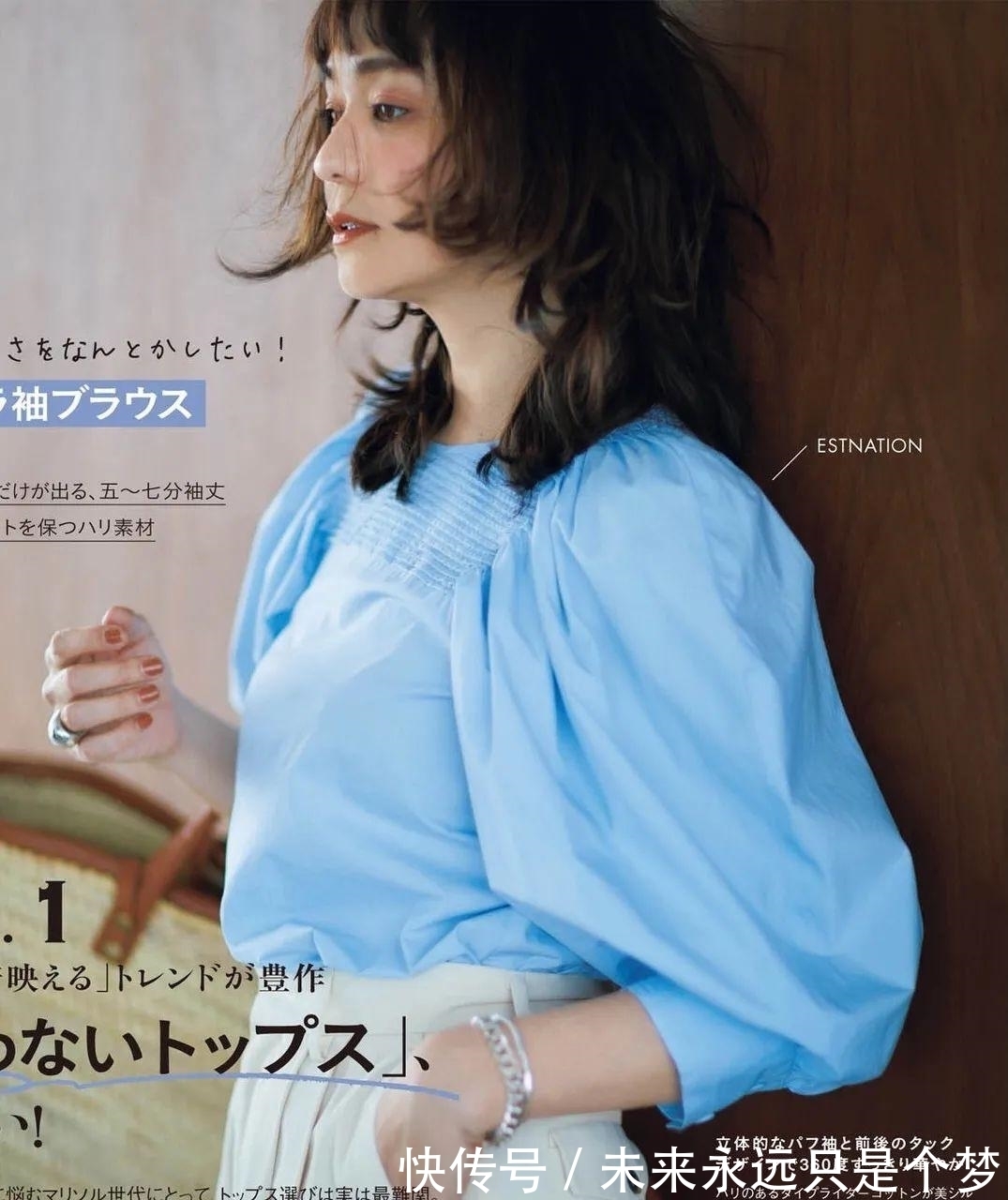 卡其色|2021流行穿这两个颜色，显白又高级，太圈粉啦！