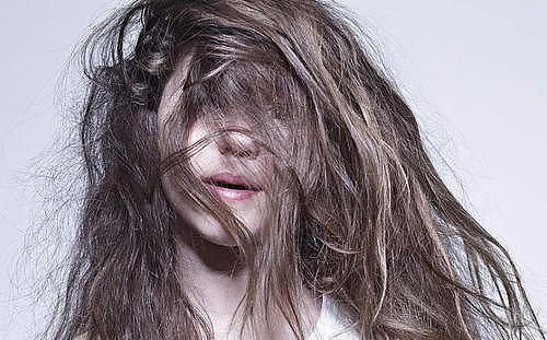 你的头发需要护理吗？什么样的头发需要？