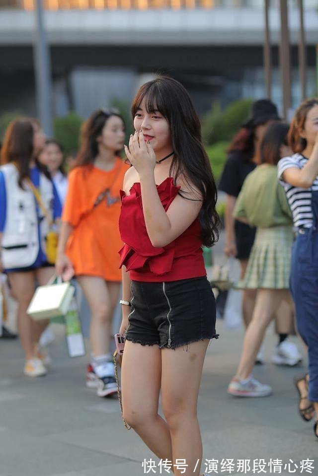 气质 打底裤体现气质,让造型显得时髦不单调,更显质感!