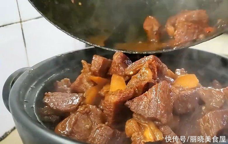  最喜欢牛肉这吃法，10顿有9顿都是这样做，吃完全家直呼过瘾