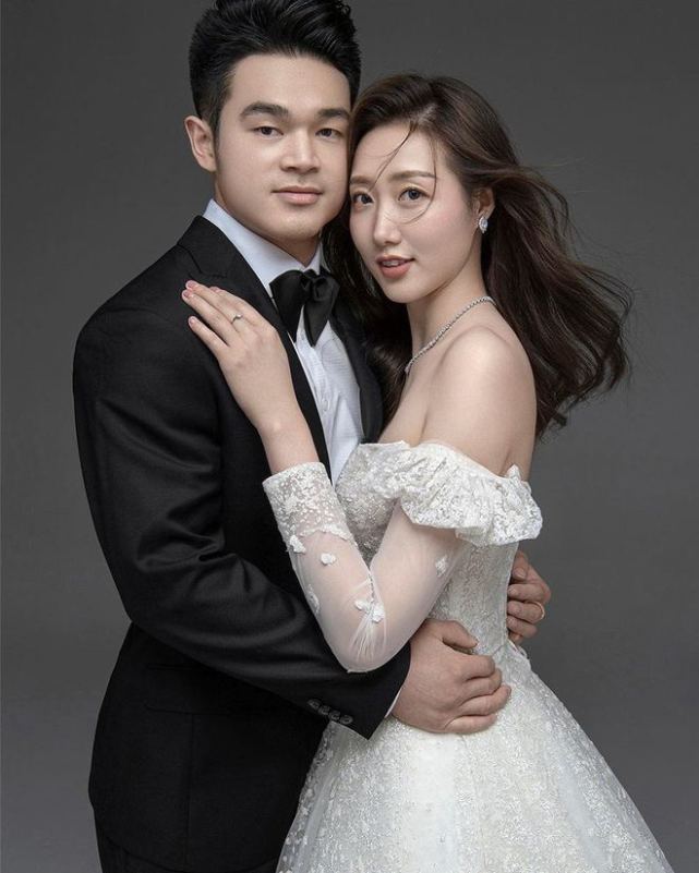 女排|恭喜，女排名将和奥运会冠军喜结连理！郎才女貌，一细节狗粮满满
