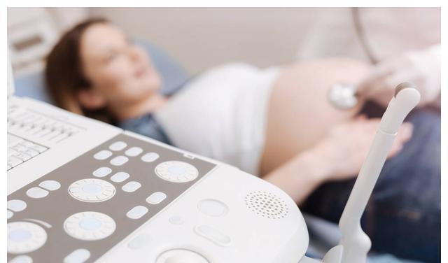 老公|老公陪我第一次产检后,都是男闺蜜陪我,生下孩子我说:民政局见