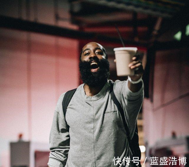 奶昔|想要他参与一切！杜兰特回应欧文获准训练 哈登自信大杯奶昔抢镜！