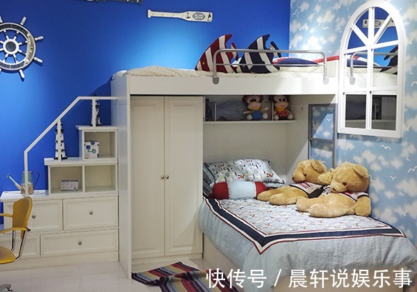 飘窗|头一次见有人卧室装这种床,实用又不占地,看完想回家拆了重装