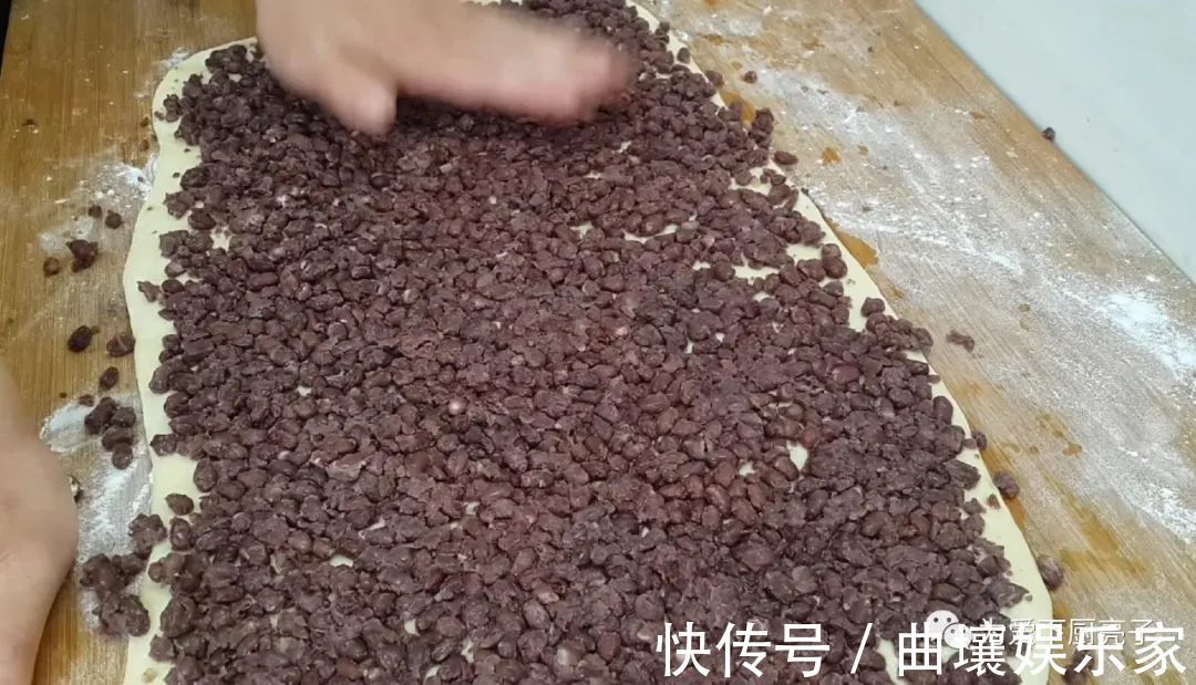 红豆发面饼|红豆饼又吃新吃法,不蒸不烤不油炸,松软又香甜,孩子爱吃不挑食