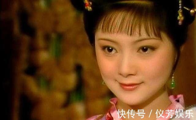 贾元春$王熙凤对薛宝钗有多好贾母看过宝钗的房间后才明白,两人真亲呀