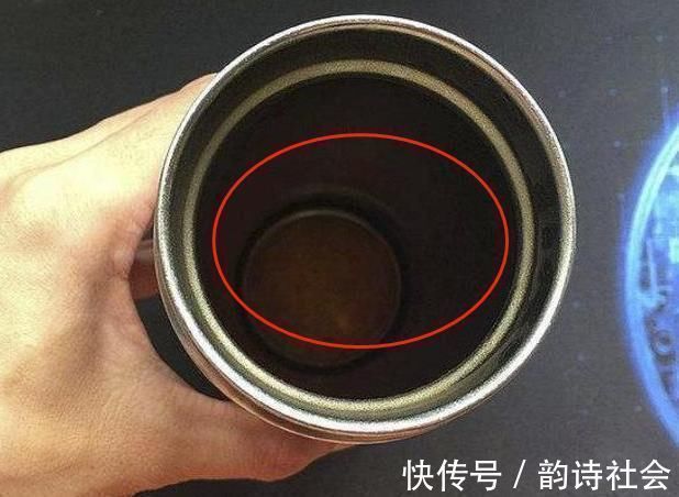 保温杯|这种“毒保温杯”卷土重来,好水进去变“毒水”,家长要仔细辨别