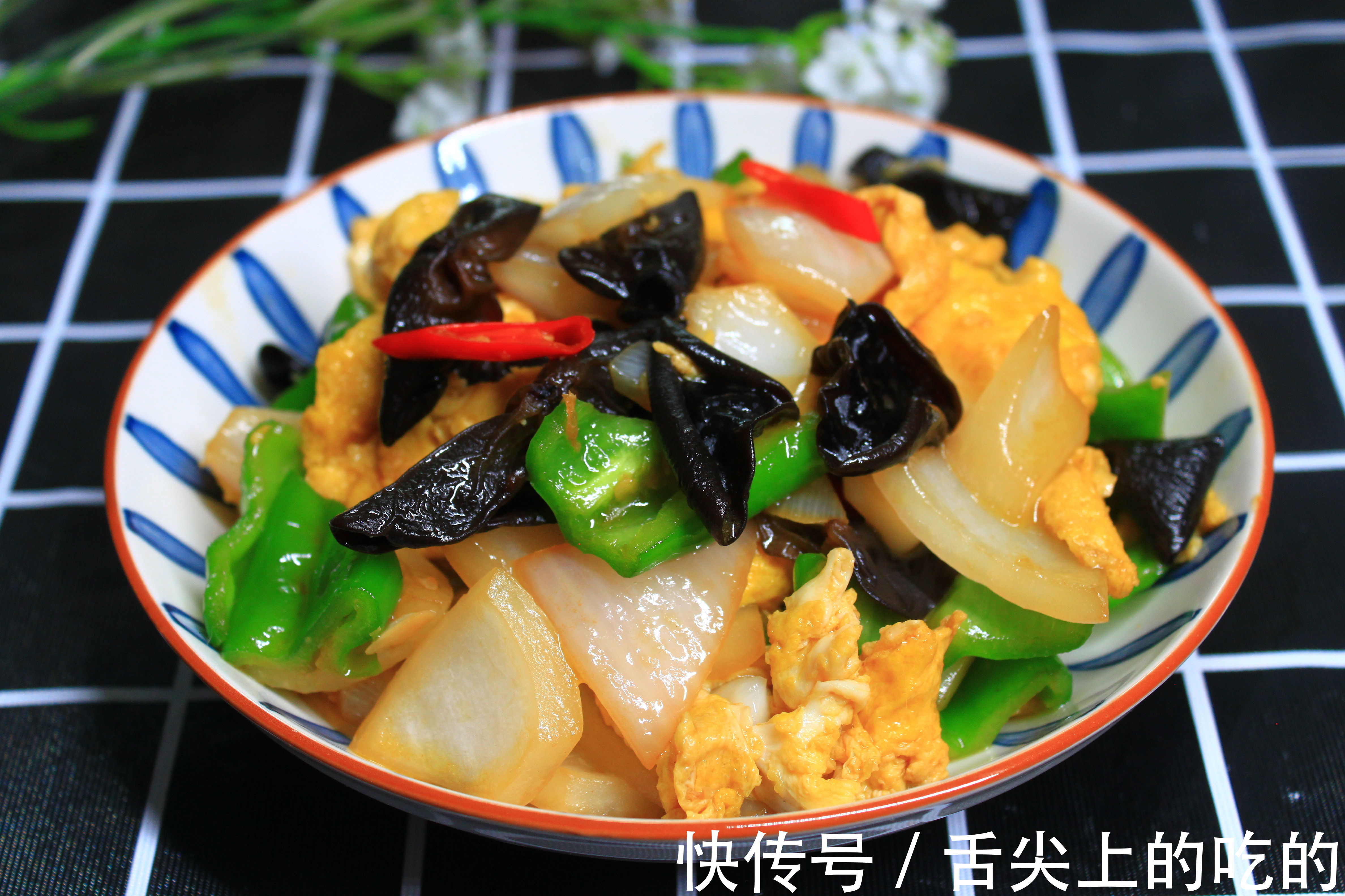 冬天，大鱼大肉靠边站，教你6道素菜，做法懒人，下饭好吃到舔盘