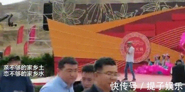 草原上升起不落的太阳|“放羊娃”到年入千万,阿宝身份被揭穿后,如今成了这个样子