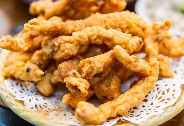 炸酥肉,这3味料少一样都不行,难怪酥肉不脆嫩不好吃!