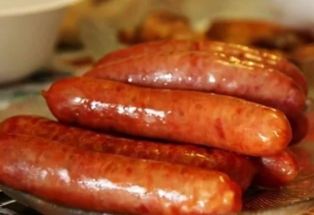 金兰菊根|21岁女孩,腹泻暴瘦,查出肠癌,提醒三种“肉”不能多吃