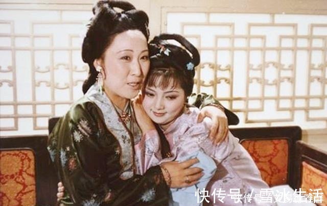 薛宝钗$借着薛姨妈为邢岫烟定亲一事,薛宝钗的丑陋一面已经登台亮相