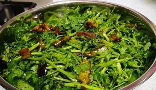 高压锅|饭遭殃的家常菜，喷香弹牙，肥而不腻，吃后回味无穷，唇齿留香！