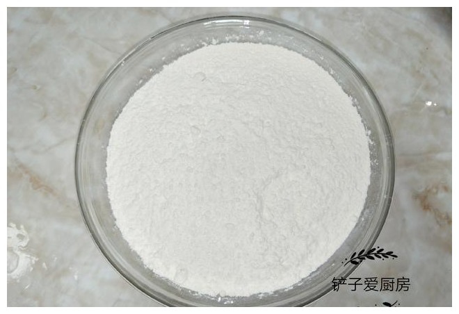 秋季转冷，发面记住3点小诀窍，30分钟发满盆，比夏天发面还快