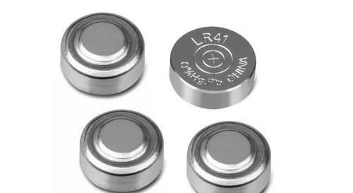 纽扣电池|两岁宝宝总是肚子痛还经常吐绿水,带去医院检查后,妈妈崩溃了……