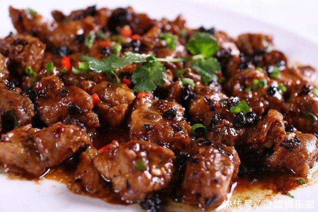 快过年了,家家户户要吃的年夜饭,此道菜全国人民爱吃!