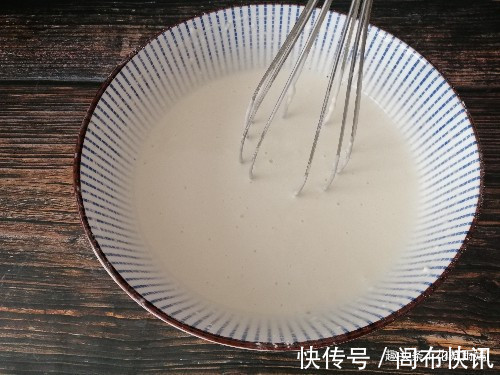 60岁奶奶教的凉皮做法,不用洗面不用等,半个小时就搞定