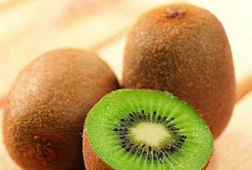 荷叶茶|高血压总靠降压药?傻!多吃这6种食物,血压稳定更健康