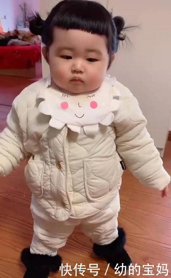 宝妈|宝妈给女儿剪狗啃式刘海,娃睁眼后才知,什么是一双眼拯救一张脸