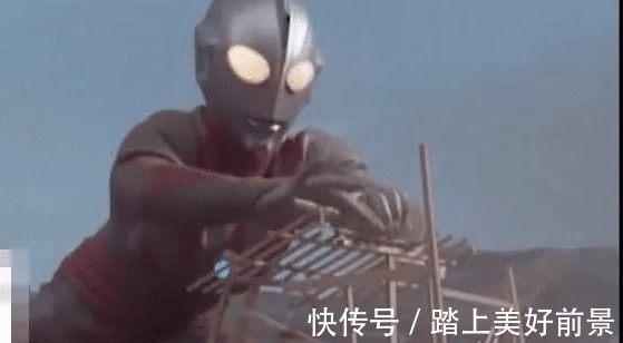 賽文奧特曼|它是唯一被地球人“厭惡”的奧特曼,只會跟在別人的后面修房子