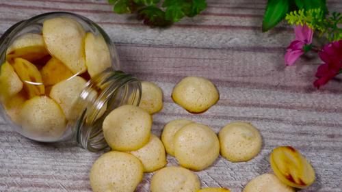 鸡蛋不蒸煮煎，营养翻倍，口感酥香入口即化，挑食宝宝也爱吃