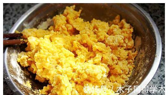 孩子|在家做玉米面窝窝头,做出来后金黄软嫩的色泽,孩子一个不够吃!