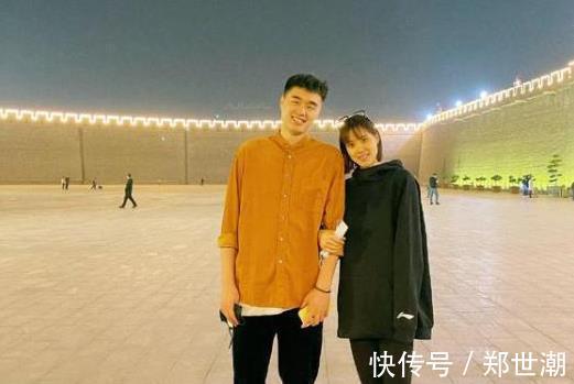 喜事|恭喜!女排美女公布恋情,相差3岁姐弟恋,与21岁小男友一见钟情