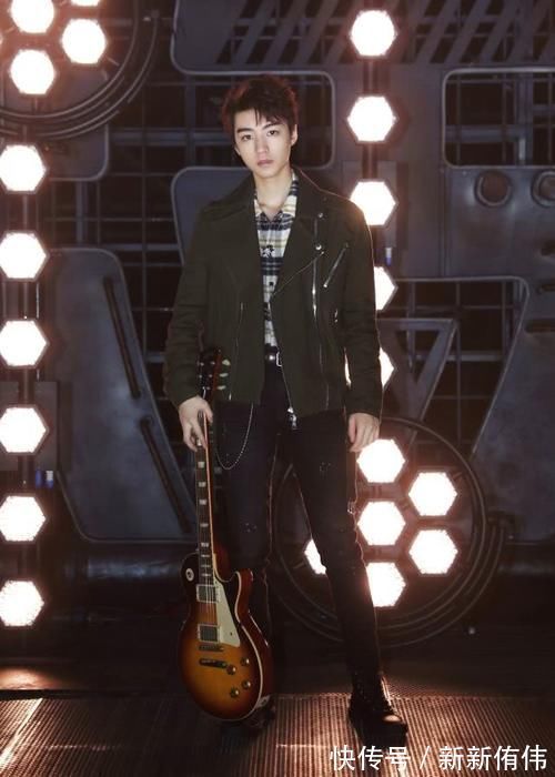 吉他|王俊凯点评过于专业让观众很疑惑，但听完小凯解释后，瞬间明白了
