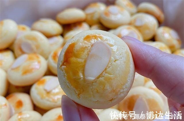 想吃饼干自己在家做,香酥美味,一口一个,比买来的好吃百倍