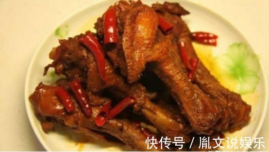 香味四溢的几道家常菜,荤素搭配,看着就有食欲,美味营养又简单