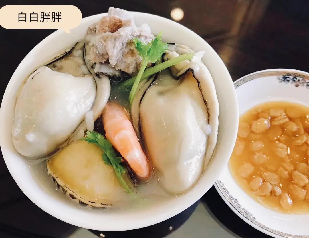 吃生蚝就得按桶算,4种做法天天不重样,最后一种我吃宵夜必点