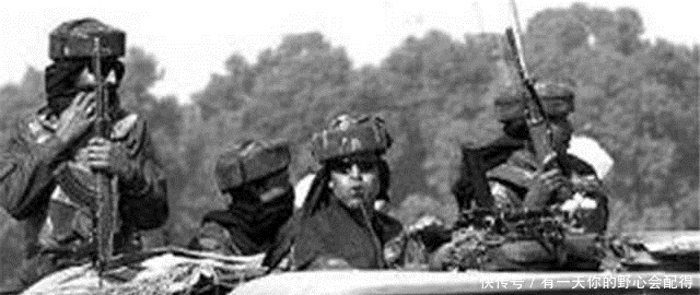 军事顾问|卡扎菲曾派军与中国军事顾问支持的坦军交战,结果可想而知