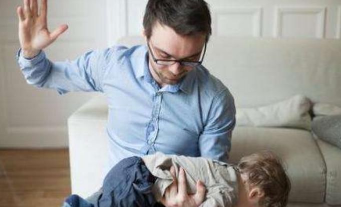 生气|一巴掌真能'要命',孩子身上这几个'生命线',再生气也不能打