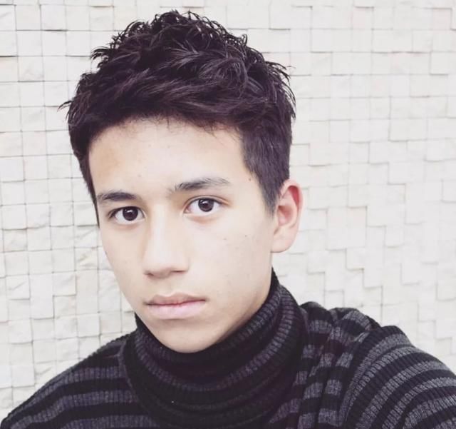 齐刘海 男生们,找对发型比找对女朋友还重要颜值从60到80没问题