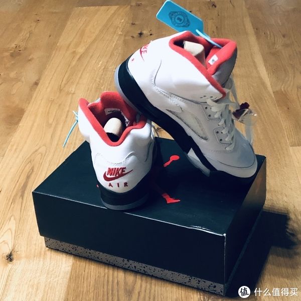 jordAJ5 Retro “Fire Red” GS流川枫