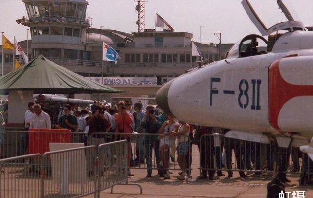 a5233|89年巴黎航展：苏27太霸气，米格29摔飞机，只有歼8打酱油