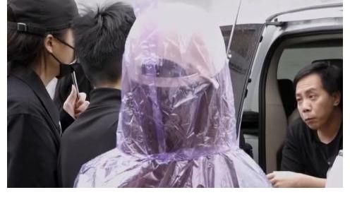 張藝興新綜藝套路《爸爸去哪兒》導演謝滌葵，套路雖老但好用