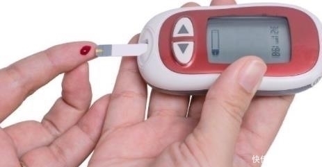 油桃|这种水果吃了血糖稳定不升高，血糖高的人也能吃