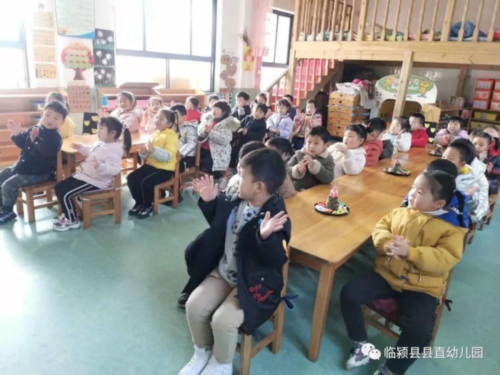 体验|临颍：县直幼儿园举办快乐冬至活动，让孩子们体验着包饺子的乐趣