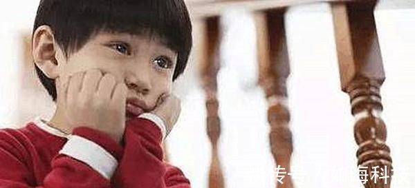 宝妈|孩子乱发表情包到家长群,两位宝妈不同的道歉方式,影响孩子格局